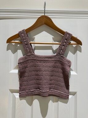 NWOT Zenana Smocked Crop Top